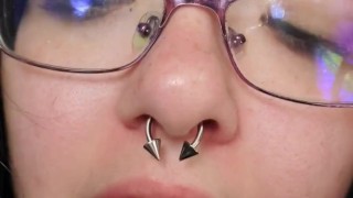 Goth Girl Wants You To Come For Her