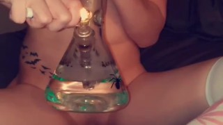 Come Smoke With Me On Snapchat!