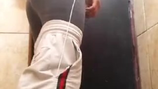 HETERO CALIENTE SE HACE LA PAJA
