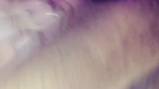 Jeni fucking her tight hole till she squirts 