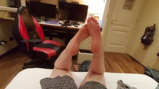 Blowjob showing feet, footjob cum on feet , self foot worship. (trailer)