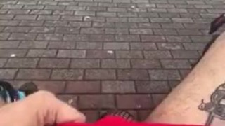 Mostrando el bulto // see my bulge 