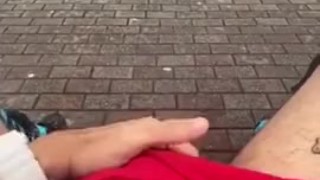 Mostrando el bulto // see my bulge 