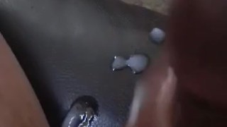 Busted a nut why my stepaunt was in the room 