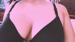 SweetCindy se masturba rápido para que no la descubran