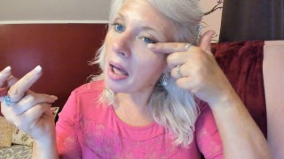 Curvy MILF Rosie Explains: Mommy Fetish
