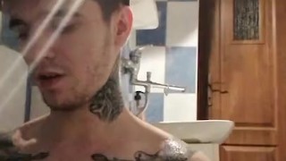 Bath SHOW GayBoy iulianloveeu from Chaturbate ^_^ Fallow me guyys!