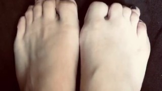 Toes and feet!