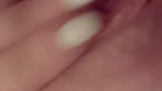 Needing help pleasing my pussy
