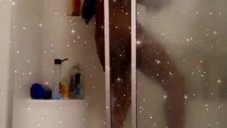 Teen showers her body down 