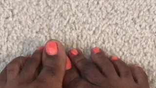 Ebony Toes
