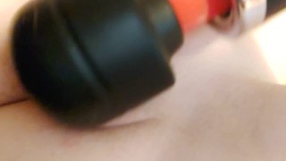 PUSSY PLAY CLOSE UP