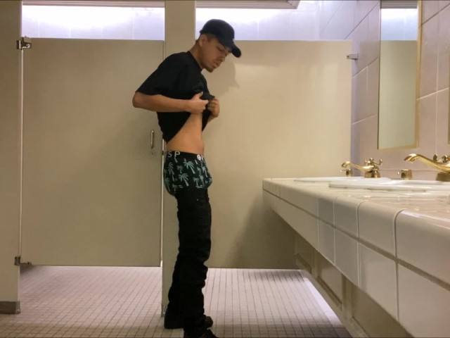 Real Restroom - Public Restroom Sag - Sexysaggeryo - Free Porn Videos - YouPorngay
