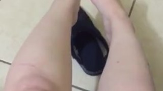 @tici_feet IG tici feet tici_feet looking at my feet (part 2)