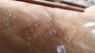 Стену обкончал