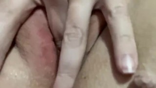 CLOSE UP MASTURBATING WET JUICY PUSSY