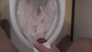 オナニー　トイレ