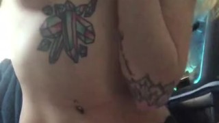 Have You Seen This Sexy Teens Page?! 