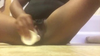 Big white dildo juicy pussy 