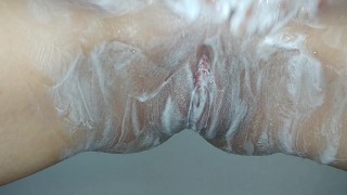 washing my dirty pussy