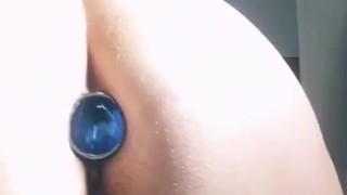 Pretty Buttplug Insertion