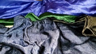 Jerk off through my dazzle pants
