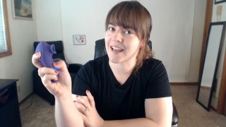 Tracy's Dog Little Witch Clitoral Sucker Review