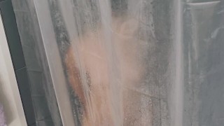  thicc girl masturbating