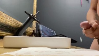Lots of cum