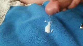 Quick cum shot