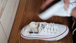 Cumming on new Converse
