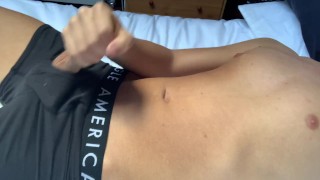 British teen jerks off in american eagle and shoots over his naked body (THICK CUM)