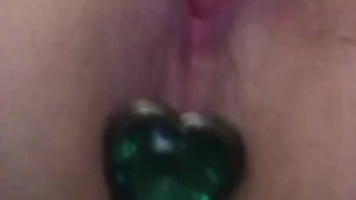 Juicy pussy play