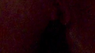 masturbandome con una botella 