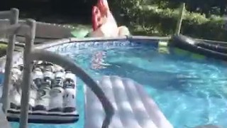 Huge chicken