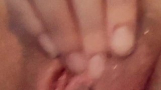 Loud moaning BBW rubbing very wet pussy til orgasm close up
