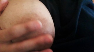 Big jiggly milf boobs