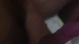 una rica paja en el baño