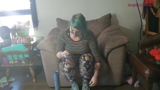 "Lumpy Ass" GanjaGoddess69 reacts to Reddit: PAWG hairy pussy big ass big boobs ugly fat girl rant