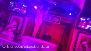 Briana Banderas en la sala Bagdad