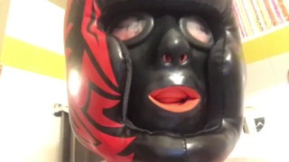 Discovering my new studio gum mask with sports gear