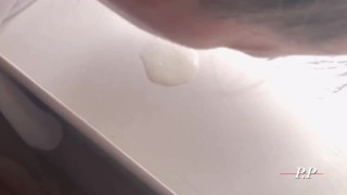 Трахнул подругу жены на окне в жопу