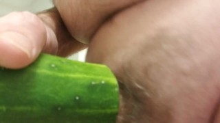 Fucking a cucumber (Cum)