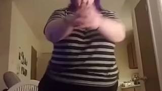 BBW SHAKES ASS ON TIKTOK