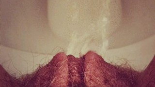 Hairy BBW closeup latenight powerpiss on toilet