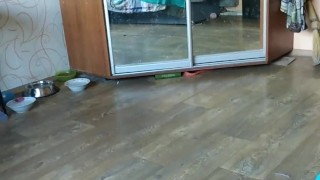 Дрочу пока парня нет дома
