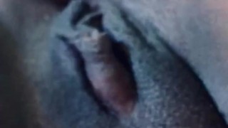 I love having my pussy slapped