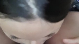 Сделала кунилингус подруге в лесу наплевав на её месячные.