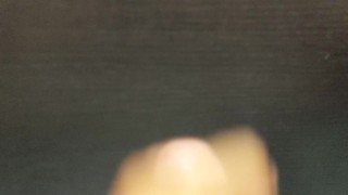オナニーからの壁にどろどろ射精 masturbation and cum shot