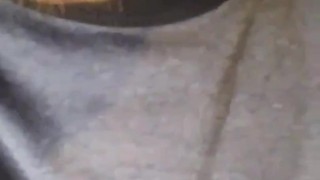 Joven mexicano mostrando su verga grande